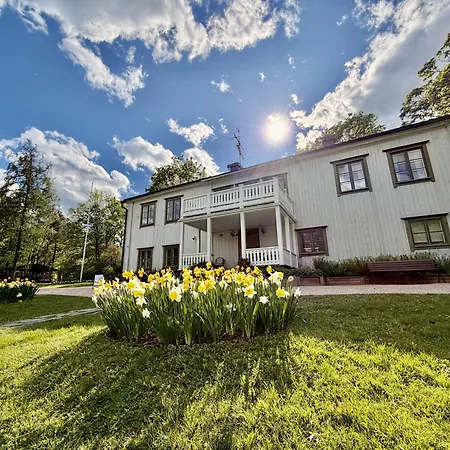 Villa A Magnificent Mansion And Sauna In Helsinki!